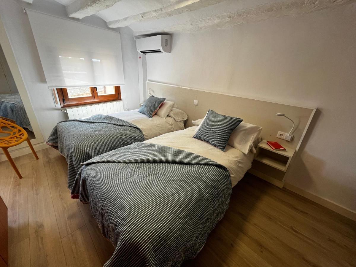 Apartaments Rurals Cal Parro, Batea Exteriér fotografie